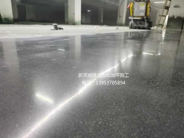 車(chē)庫(kù)地坪漆施工方案和價(jià)格？